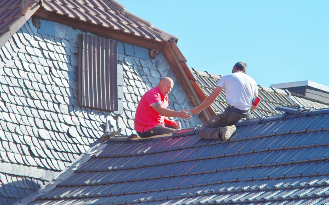 Why It’s Important to Hire Local Roofing Contractors