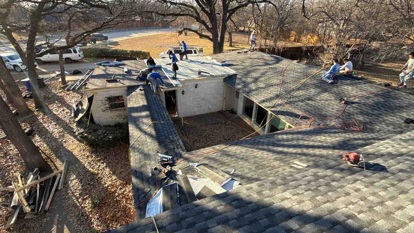 nearby roofing companies